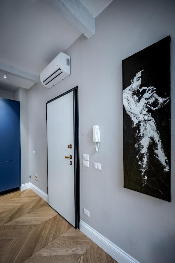 Hs4U Ricasoli Luxury Apartment Near Duomo N. 3 Florence Exterior photo